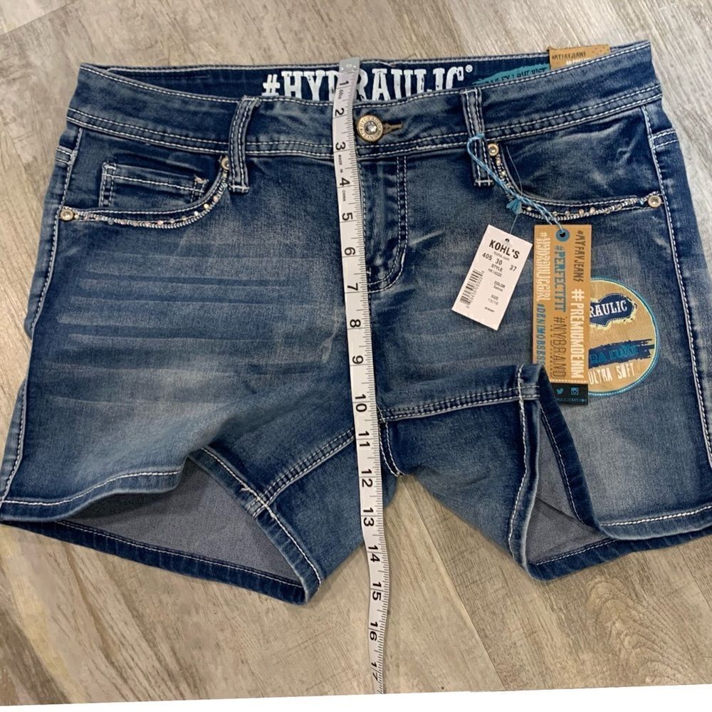 NWT Hydraulic Daily low rise/ultra soft/stretchy distressed jean shorts - Picture 9 of 12